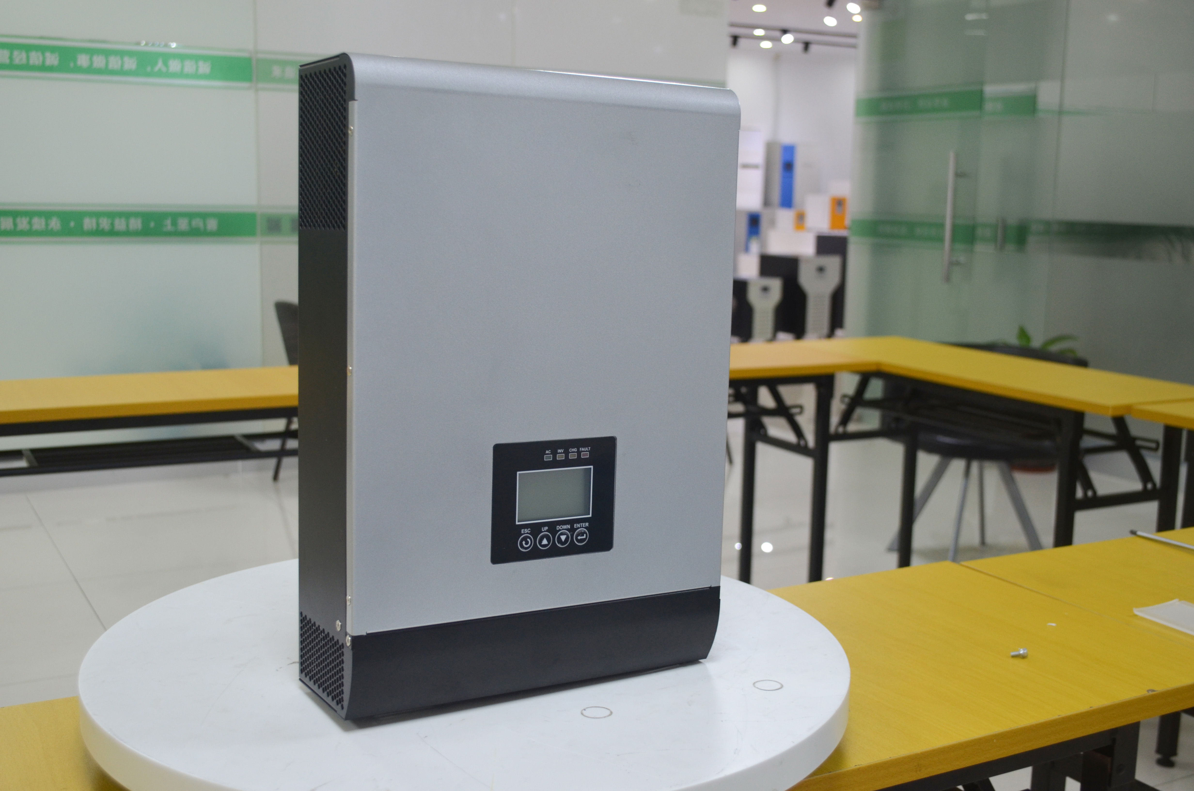 HP Single-Phase Hybrid Inveter With Parallel Function3