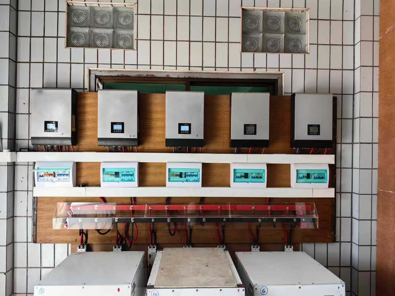 on-grid solar inverters2