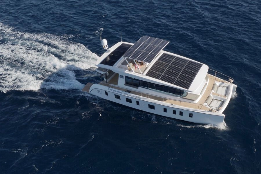 Solar inverter for remote areas