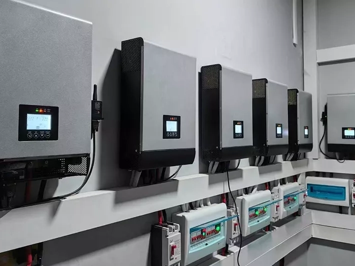 Solar inverter for remote areas