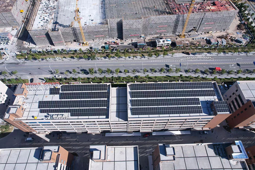 160W 165W 170W 175W 182mm Longer Life-time Power Yield Mono Half Cell Black Solar Panel